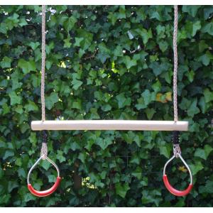 Trapeze met metalen ringen